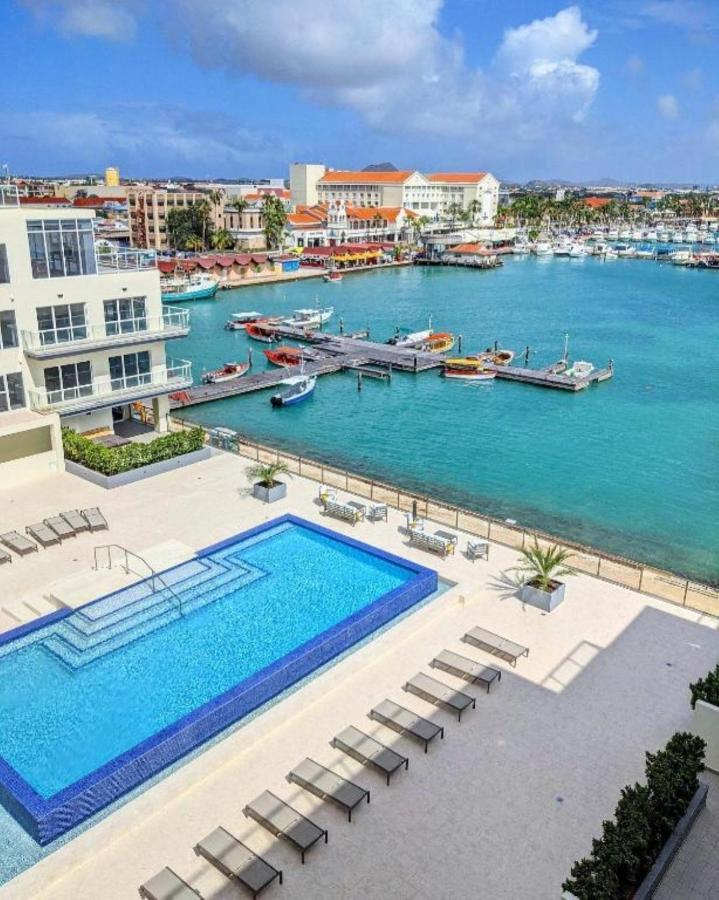 Stylish Luxury Condo, Central Location, Ocean View, Pool, Gym اورانجستاد المظهر الخارجي الصورة